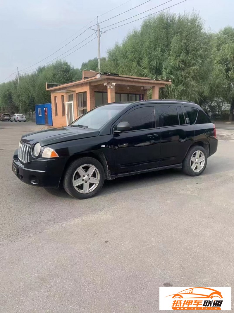  11年Jeep指南者轎車 
