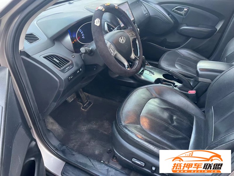  13年現(xiàn)代ix35轎車 