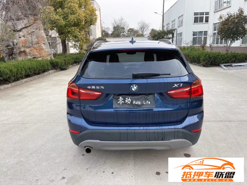  16年寶馬X1轎車 