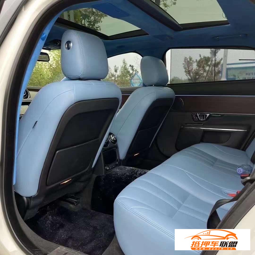 準(zhǔn)18年捷豹XJL，頂配3.0T，V6捷豹XJ(進口) 2018款 捷豹XJ(進口) XJL 3.0 SC 兩驅(qū)典雅商務(wù)版
