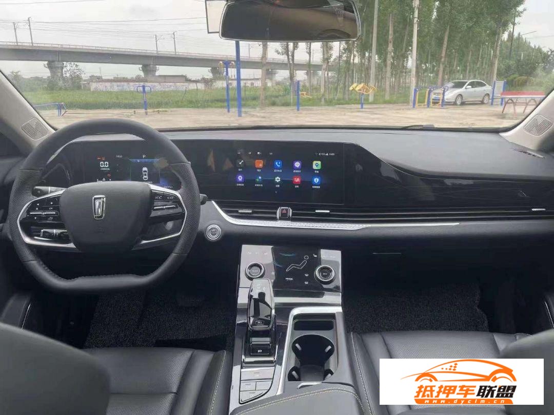 奔騰B70 2022款 奔騰B70 2.0T 自動尊享型