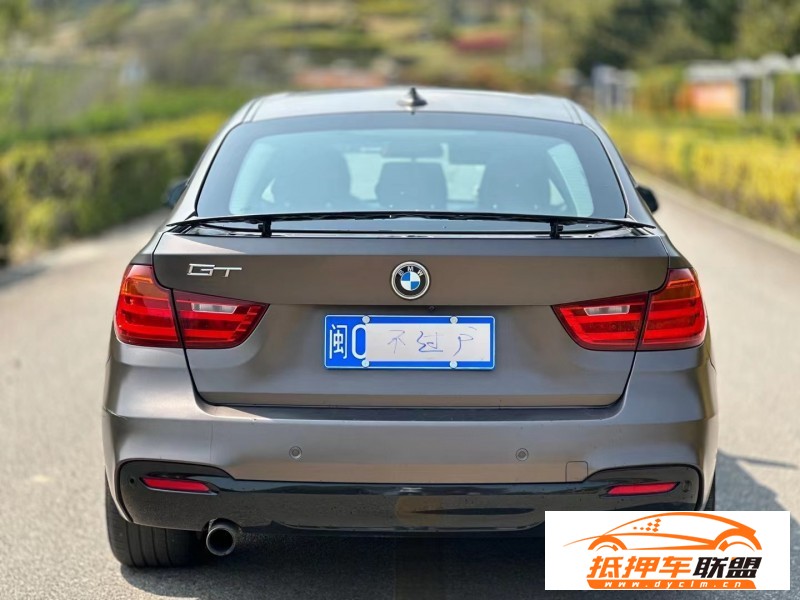 15年寶馬3系轎車 