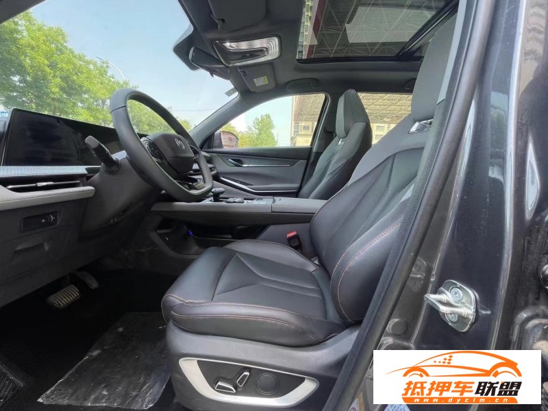  22年長安CS75轎車 