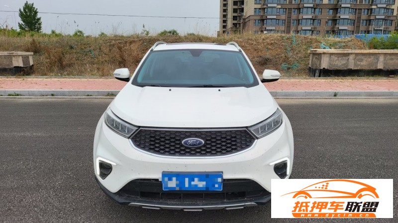  19年福特領(lǐng)界轎車 