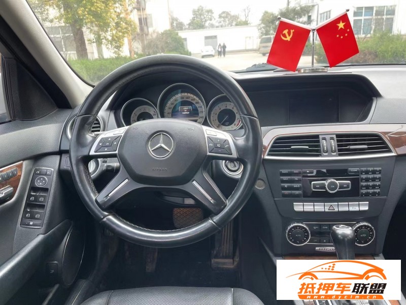  13年奔馳C轎車 