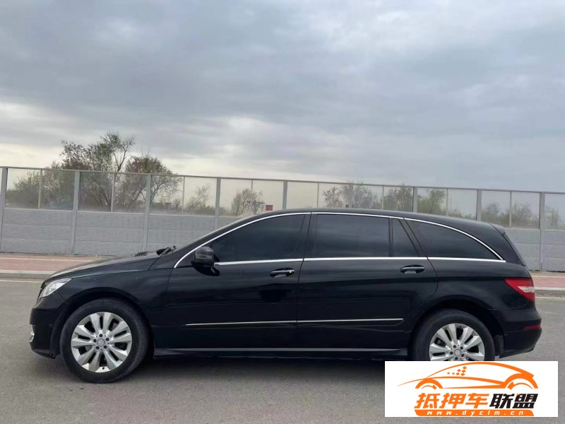  14年奔馳R級(jí)轎車 