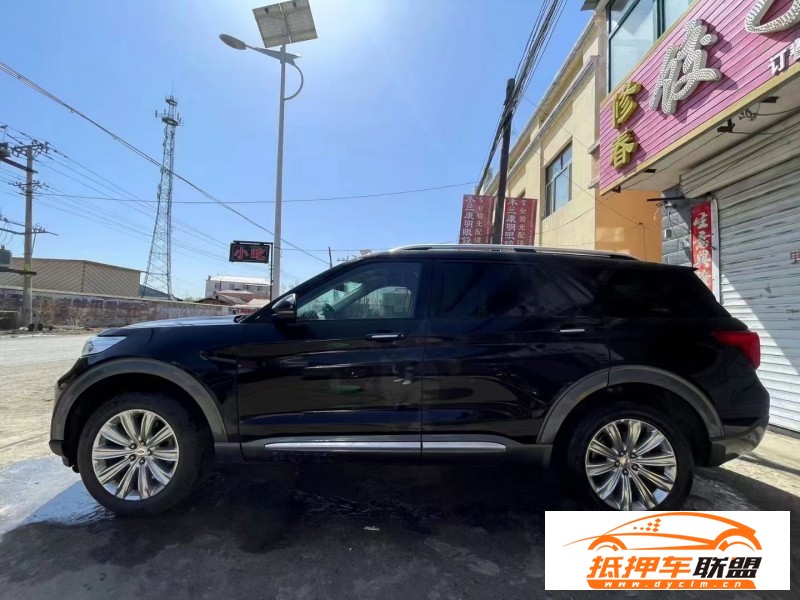  21年福特探險(xiǎn)者轎車 