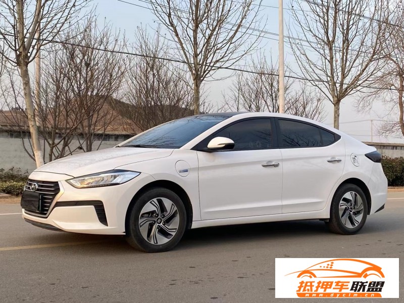  21年現(xiàn)代領(lǐng)動(dòng)轎車 