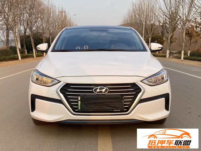  21年現(xiàn)代領(lǐng)動(dòng)轎車 
