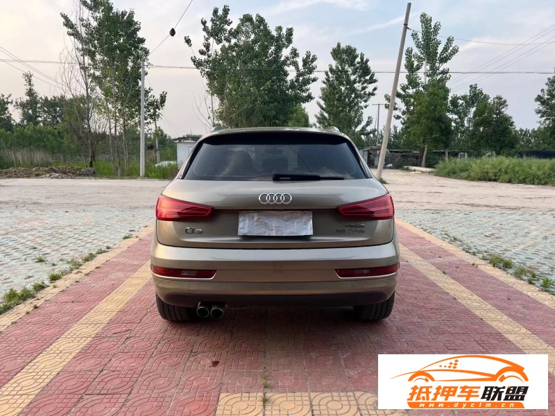  17年奧迪Q3轎車(chē) 
