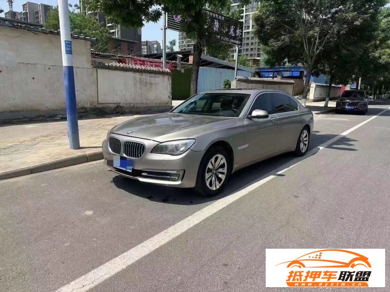  13年寶馬7系轎車 