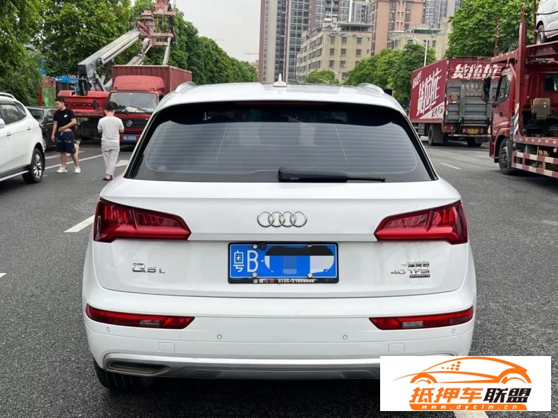  19年奧迪Q5轎車(chē) 