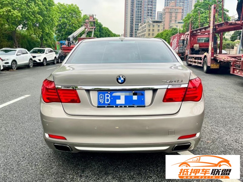  10年寶馬7系轎車 