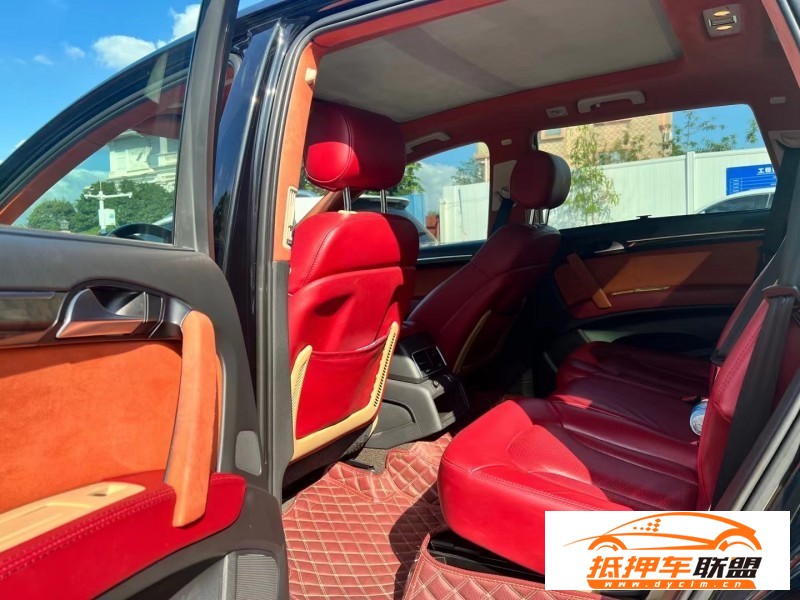  11年奧迪Q7轎車 
