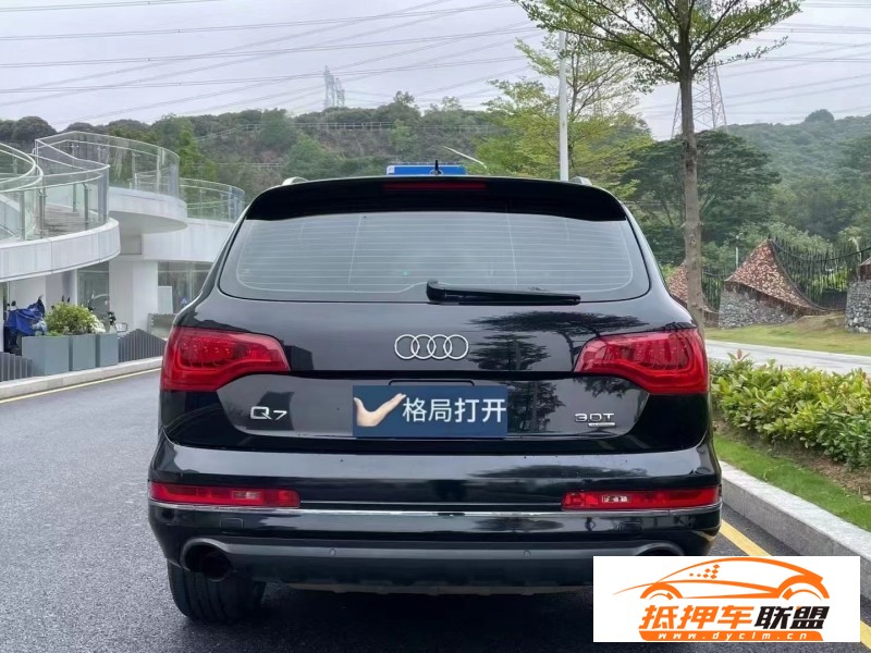  11年奧迪Q7轎車 