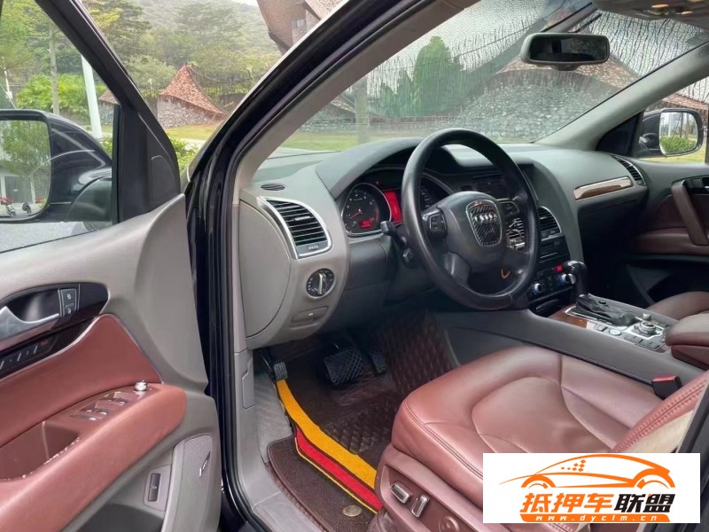  11年奧迪Q7轎車 