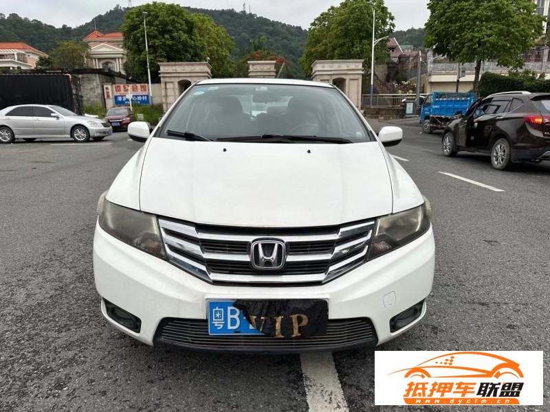  14年本田鋒范轎車 