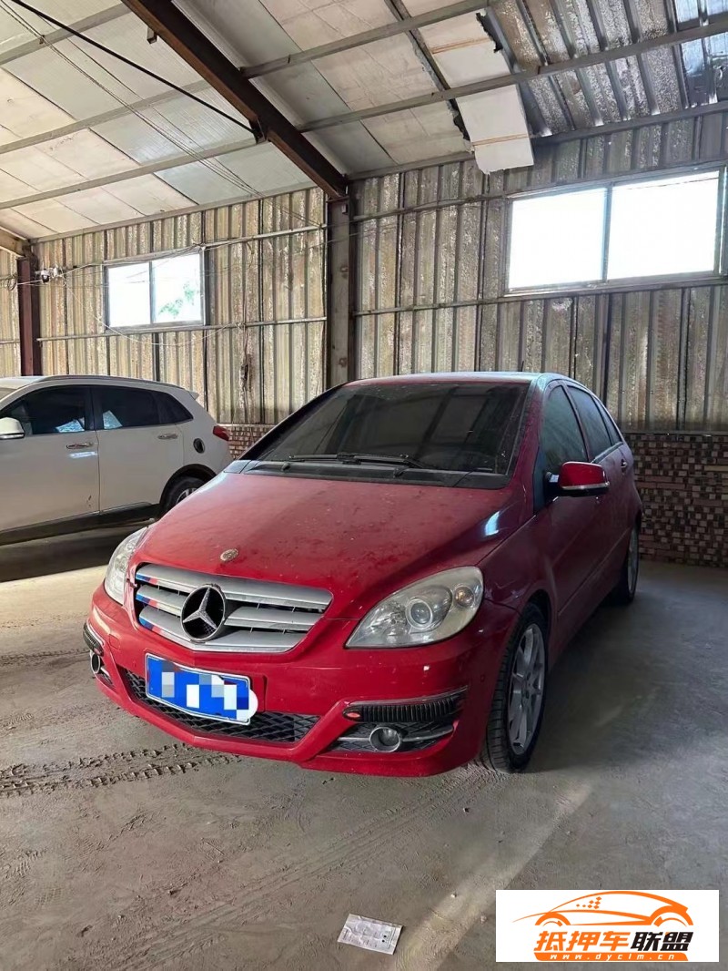 11年奔馳B轎車 
