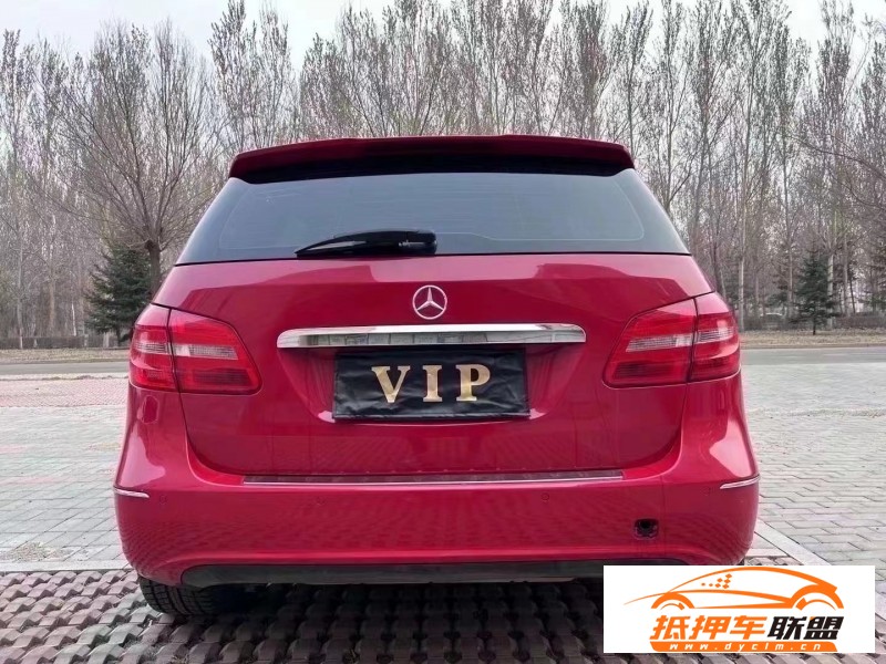  14年奔馳B轎車 
