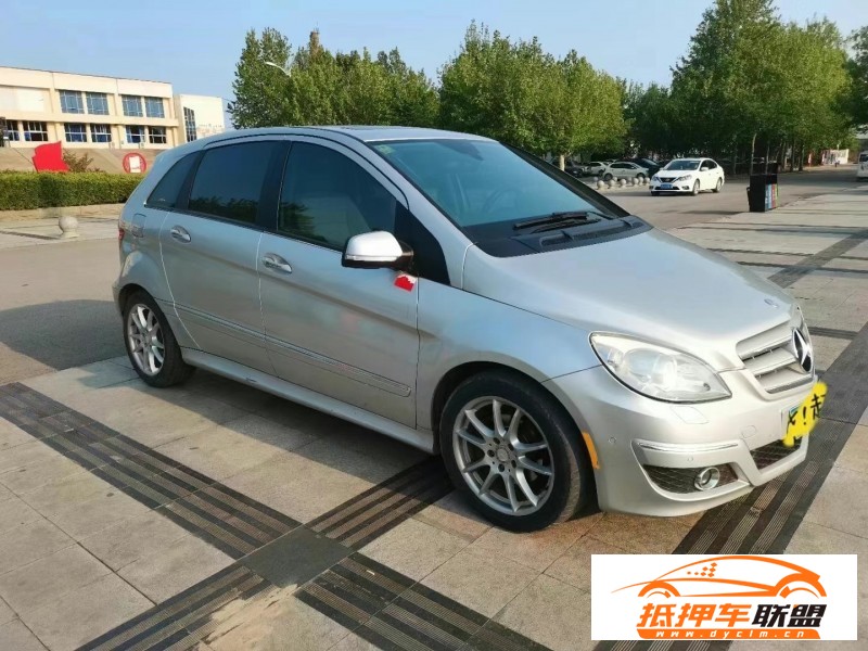  10年奔馳B轎車 