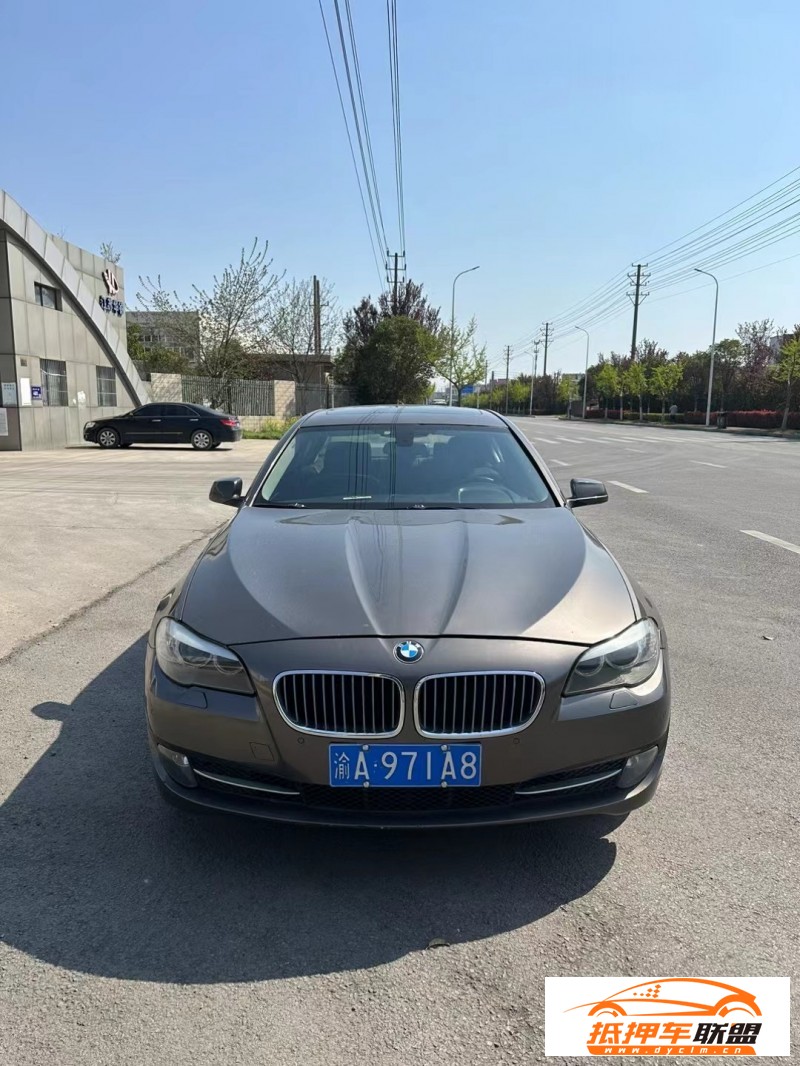  13年寶馬5系轎車 