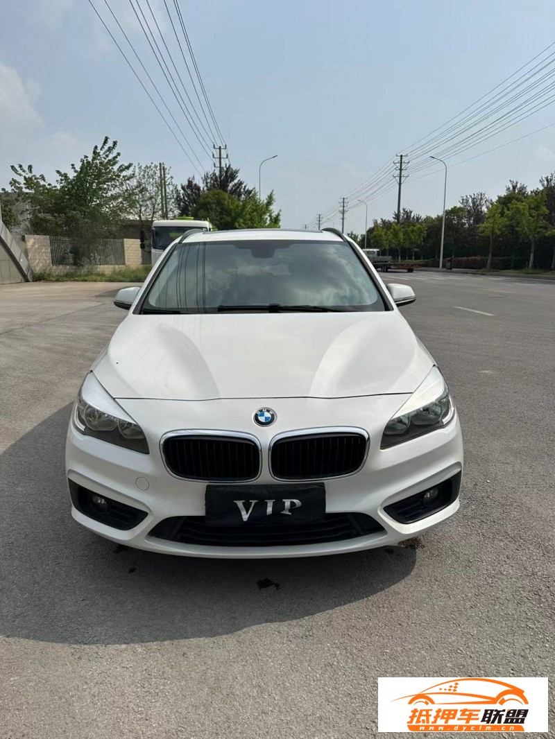  17年寶馬2系轎車 