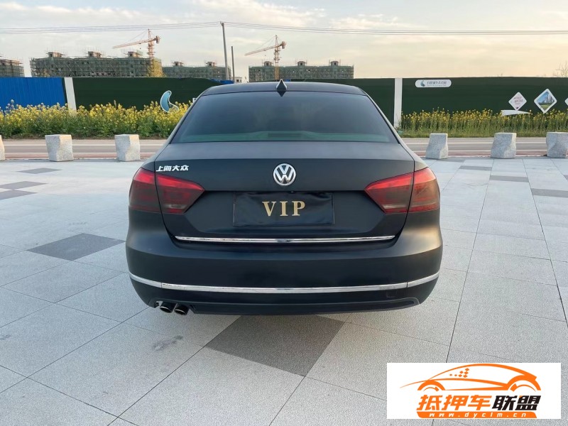  13年大眾帕薩特轎車 
