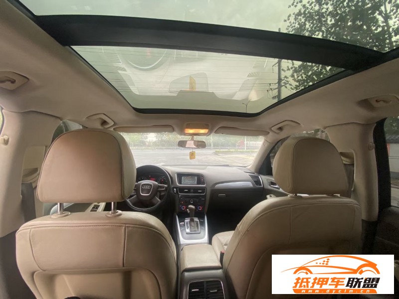 12年奧迪Q5轎車 