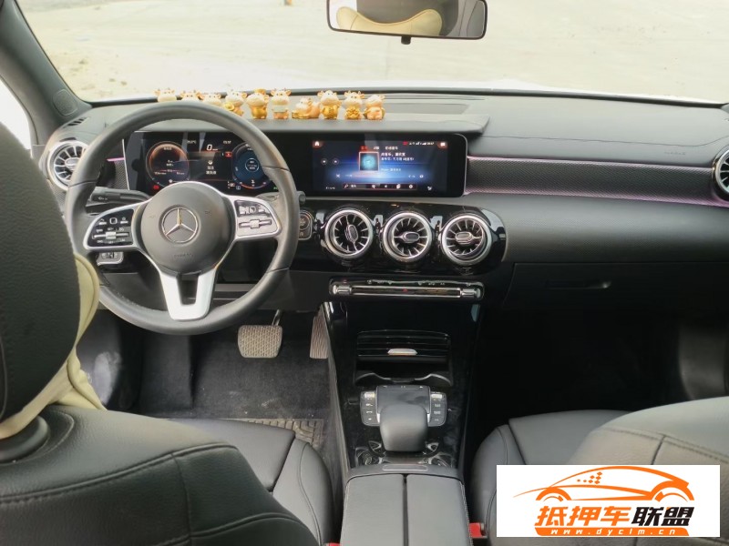  20年奔馳A轎車 