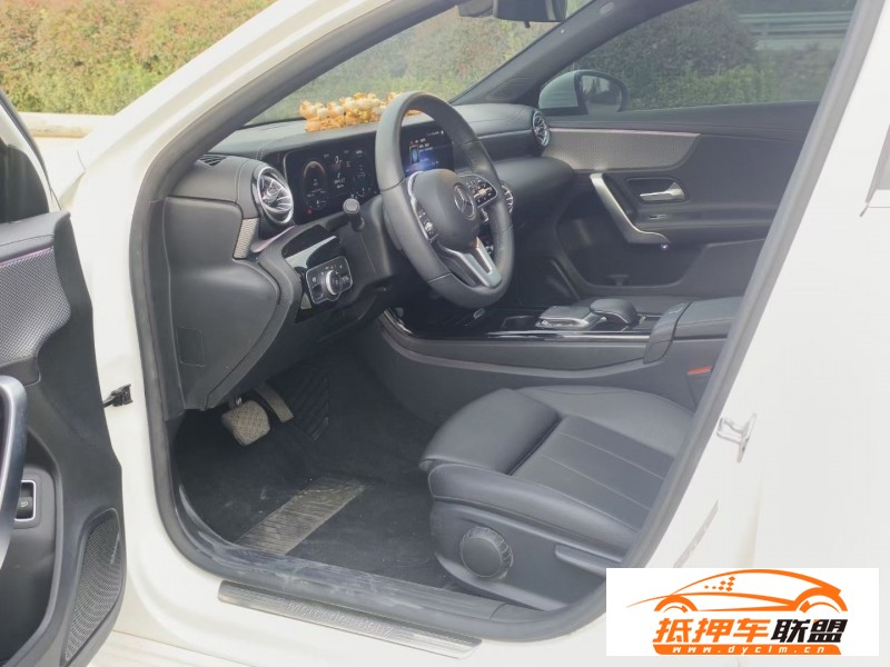  20年奔馳A轎車 
