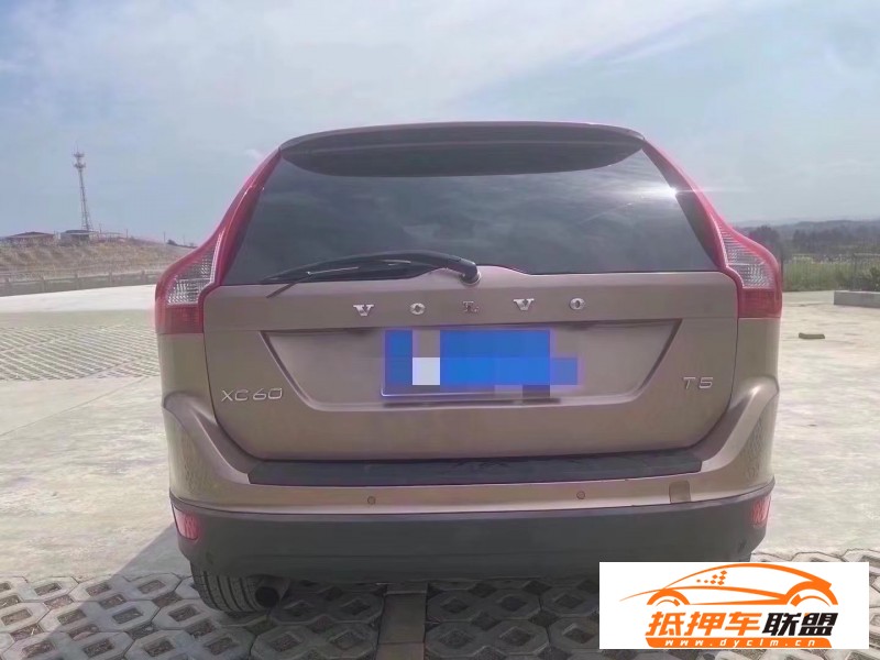  13年沃爾沃XC60SUV 