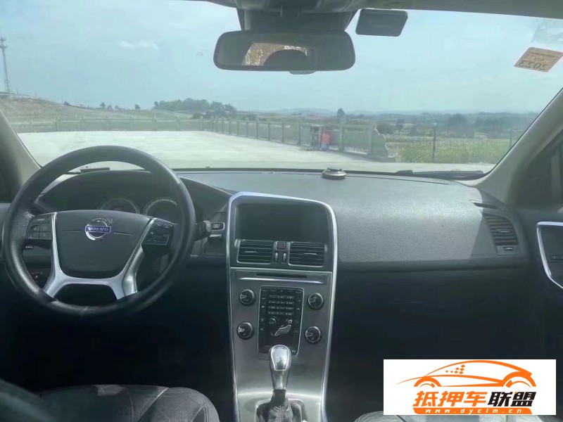  13年沃爾沃XC60SUV 