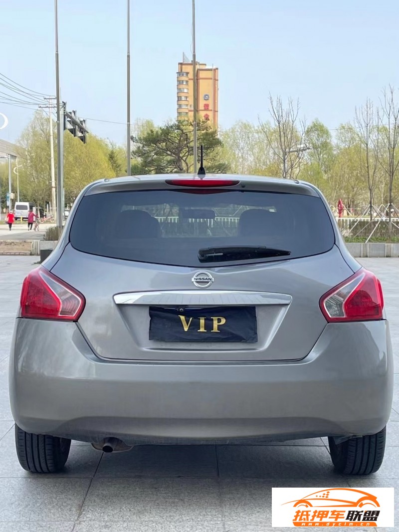  12年日產(chǎn)騏達轎車 