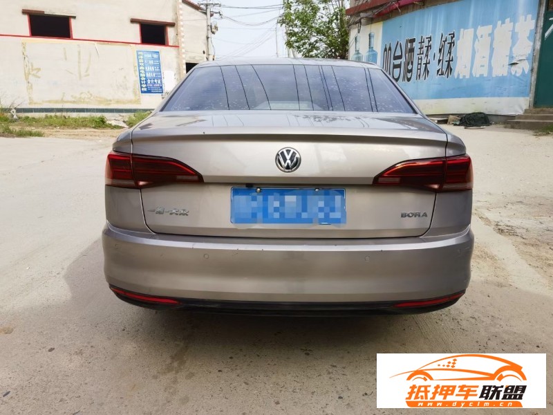  18年大眾寶來轎車 
