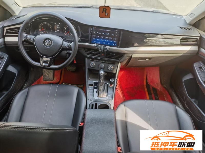 18年大眾寶來轎車 