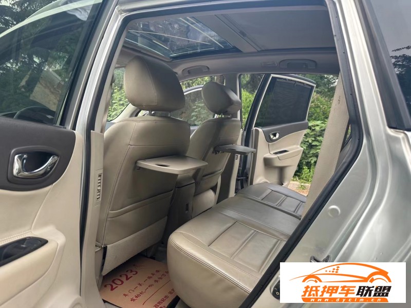  12年雷諾科雷傲轎車 
