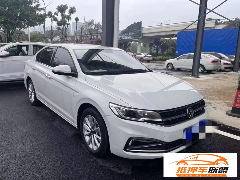  21年大眾寶來轎車 