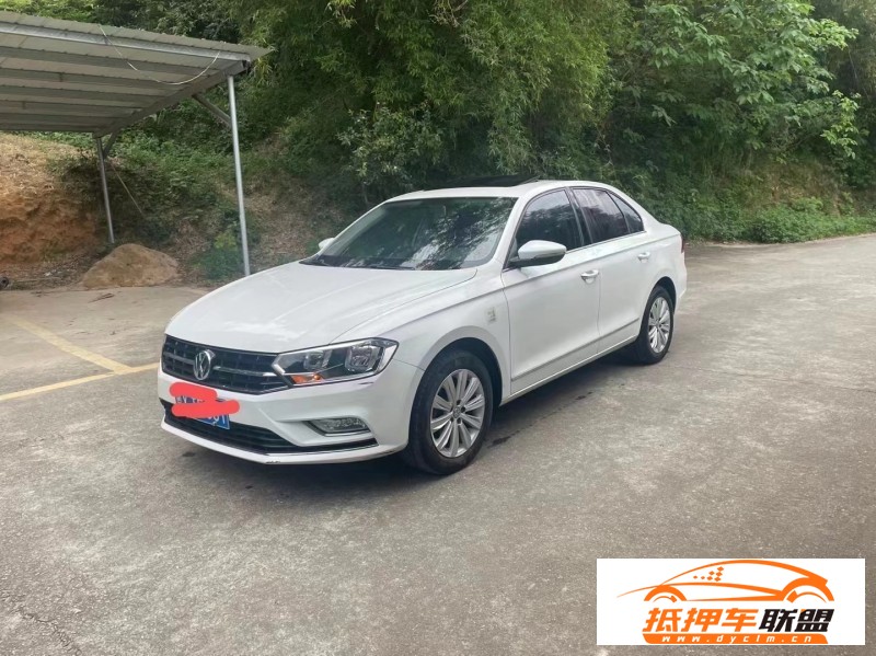  17年大眾寶來轎車 
