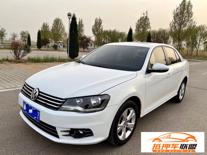  15年大眾寶來轎車 