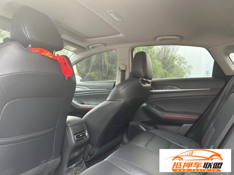  20年長(zhǎng)安逸動(dòng)轎車(chē) 