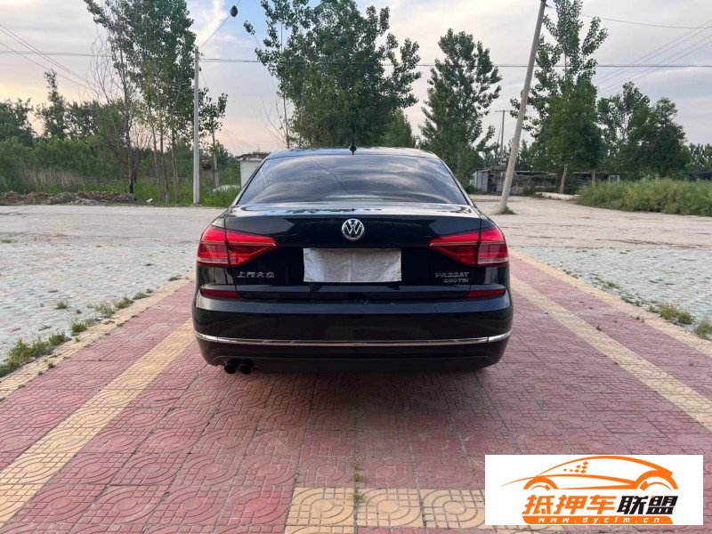  19年大眾帕薩特轎車 