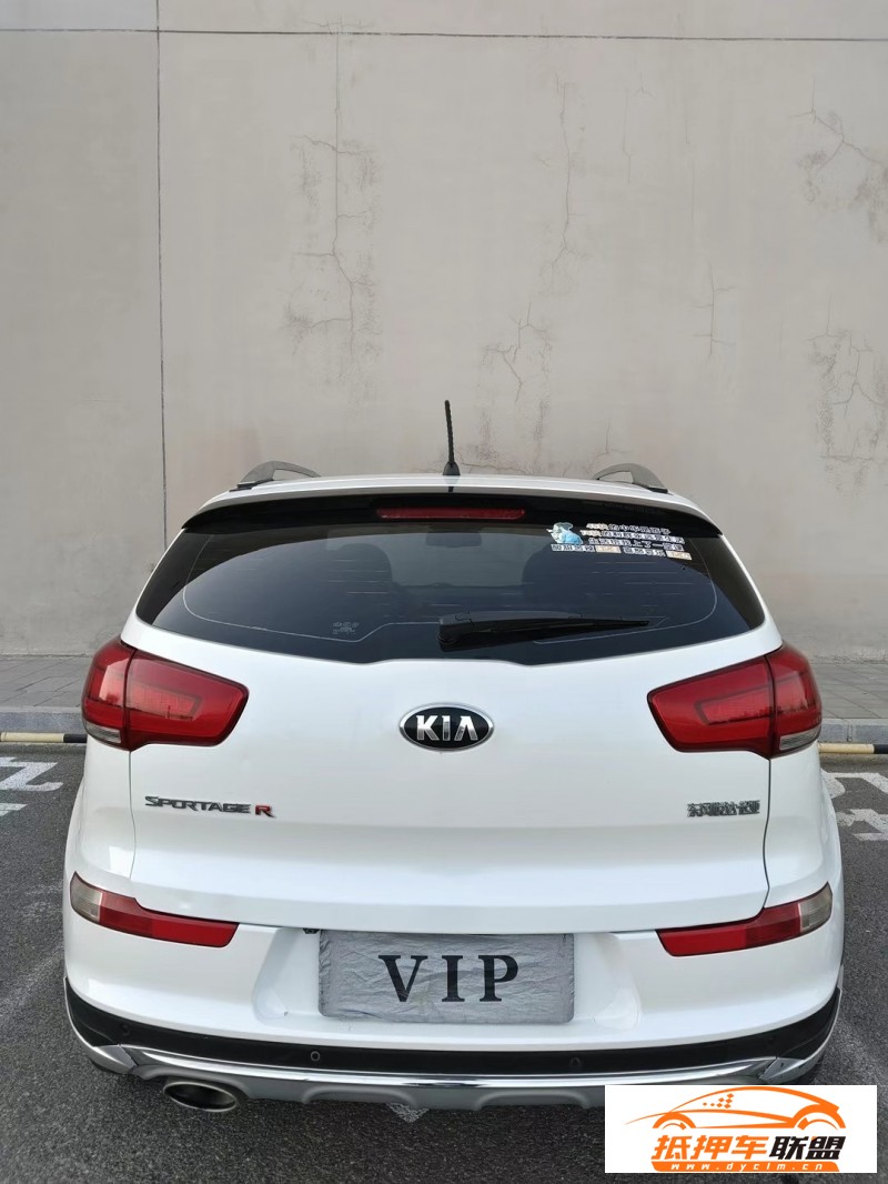  15年起亞智跑SUV 