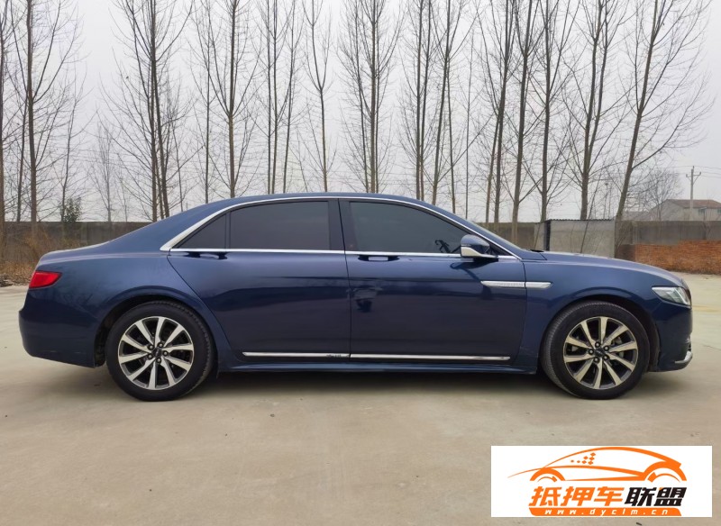  18年林肯大陸轎車 