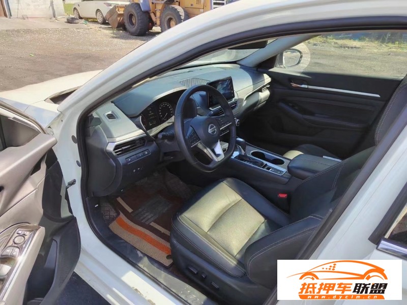  21年日產(chǎn)天籟轎車 