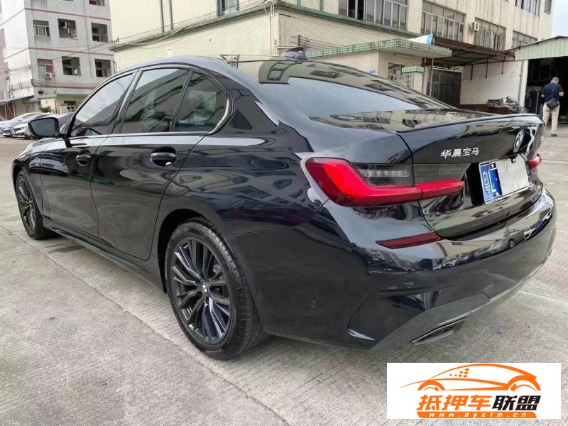  22年寶馬3系轎車 