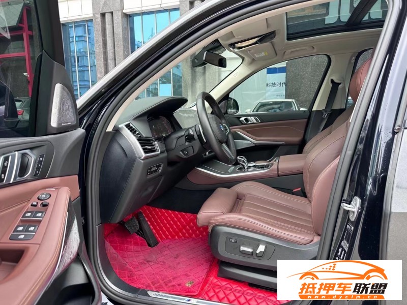  21年寶馬X5轎車 