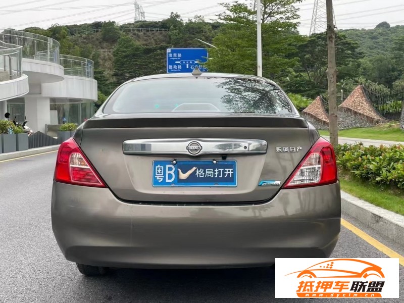  11年日產(chǎn)陽(yáng)光轎車(chē) 