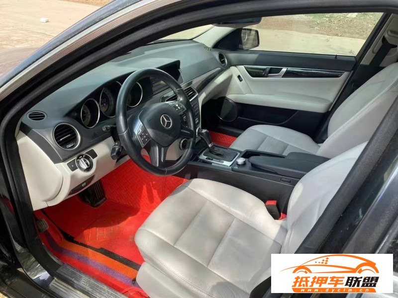 13年奔馳C轎車 