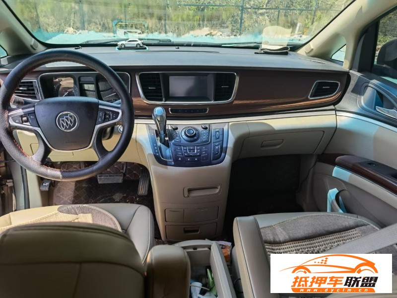  15年別克GL8SUV 