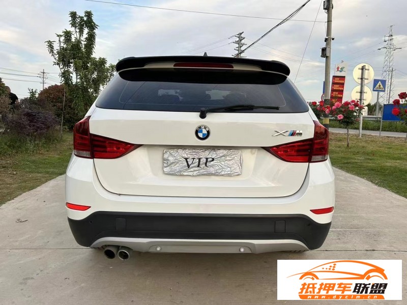  15年寶馬X1轎車 